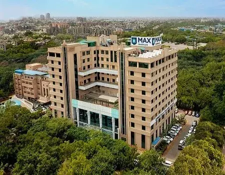 Max Super Speciality Hospital Patparganj Delhi exterior building
