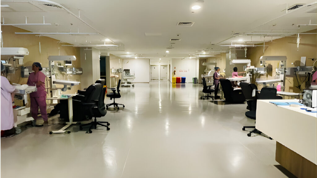 mrita Hospital Faridabad modern infrastructure”